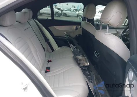 2015 Mercedes-Benz C 300 Sport from USA, damaged, VIN 55SWF4JB4FU069590